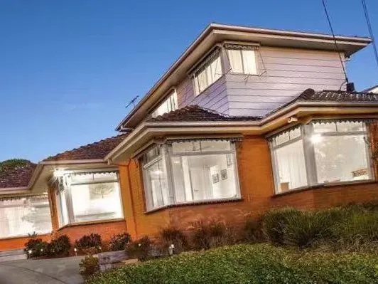 6 Bedroom Available for rent in Burwood East