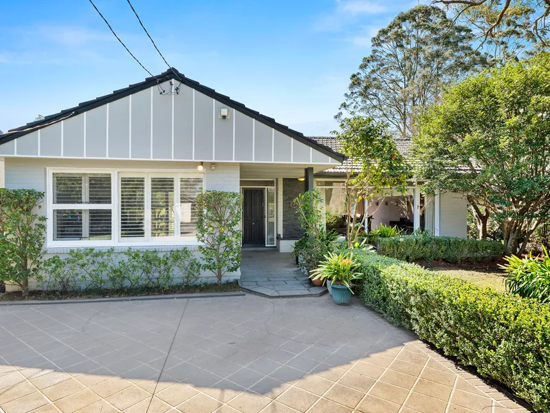 Classic family home with north to rear aspect