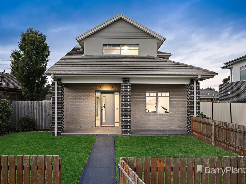 Light-filled Contemporary Living.