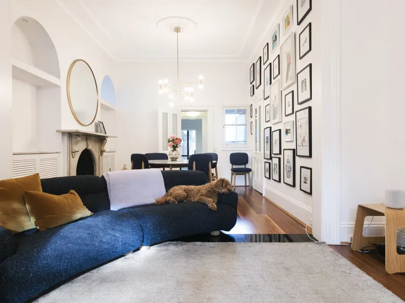 Conveniently located large terrace