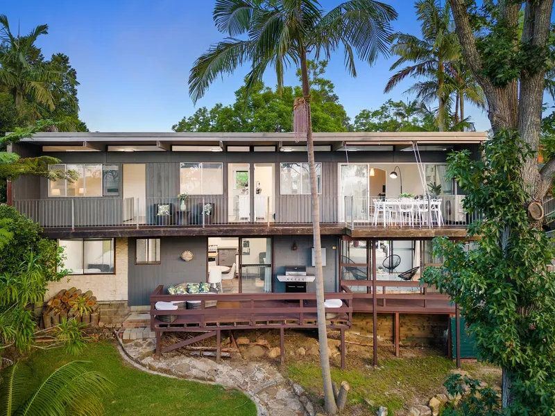 Tranquil family haven zoned for Hornsby North Public School