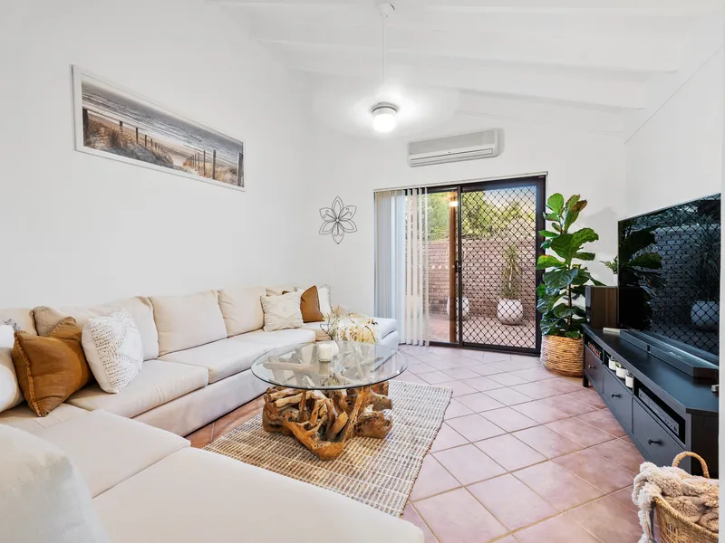 RENOVATED VILLA - best on market