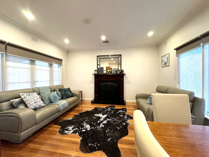 Three Bedroom House In Blackburn