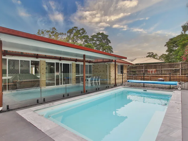 GREAT LIFESTYLE & CONVENIENT LOCATION