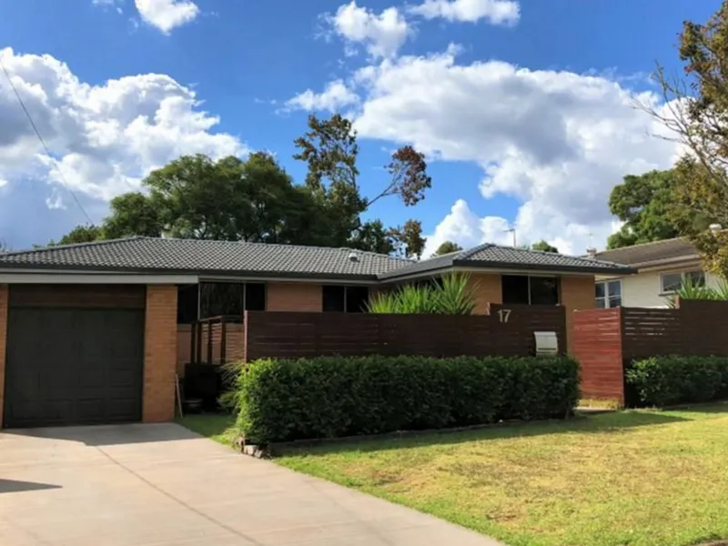 Large Family Home in Rangeville!