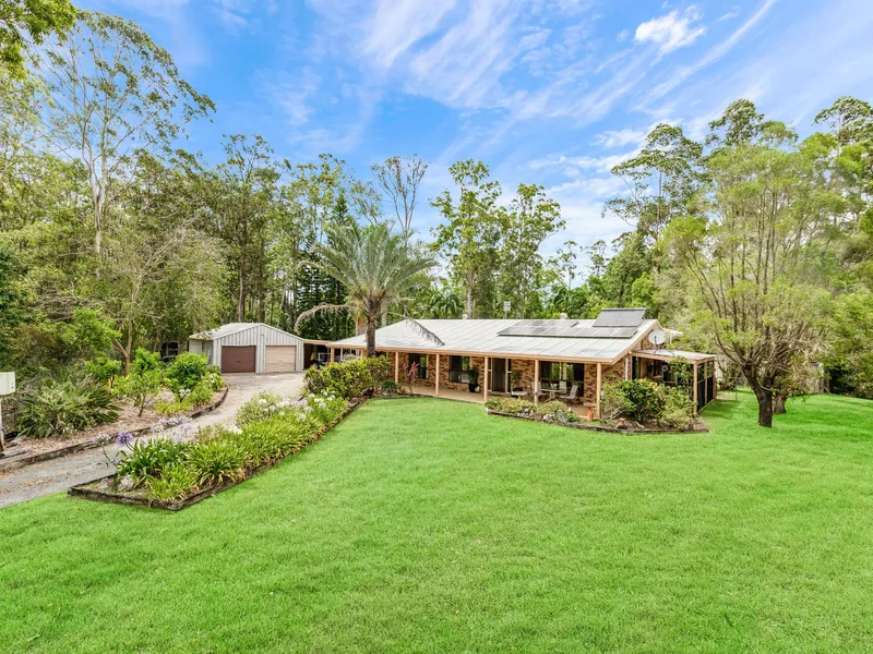 Acreage Privacy with Town Convenience