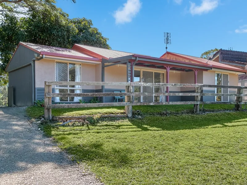QUAINT COTTAGE IN PIGGABEEN VILLAGE