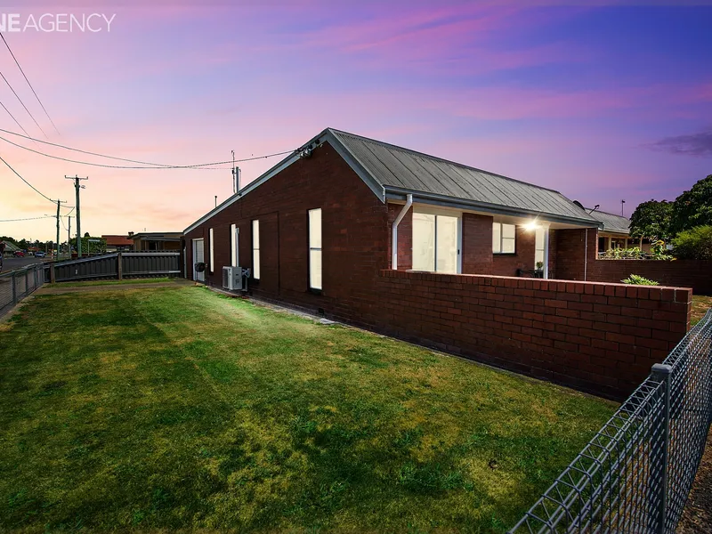 Sensational Unit Close to All of Your Amenities!