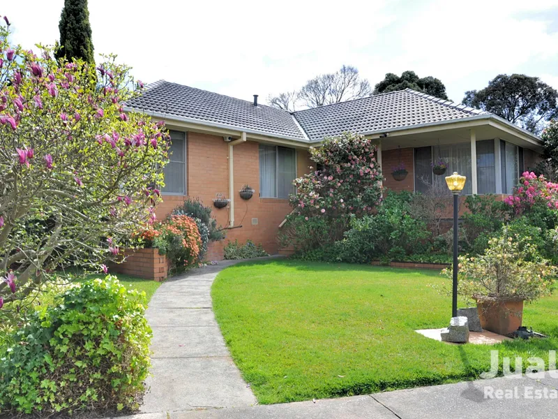 Incredible Family home in Glen Waverly