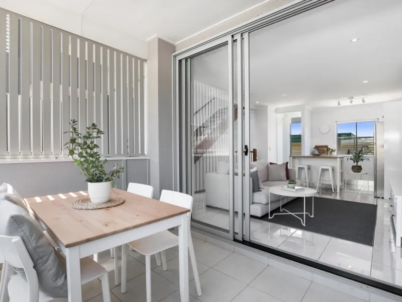 Stylish Air Conditioned Townhouse with Total Convenience