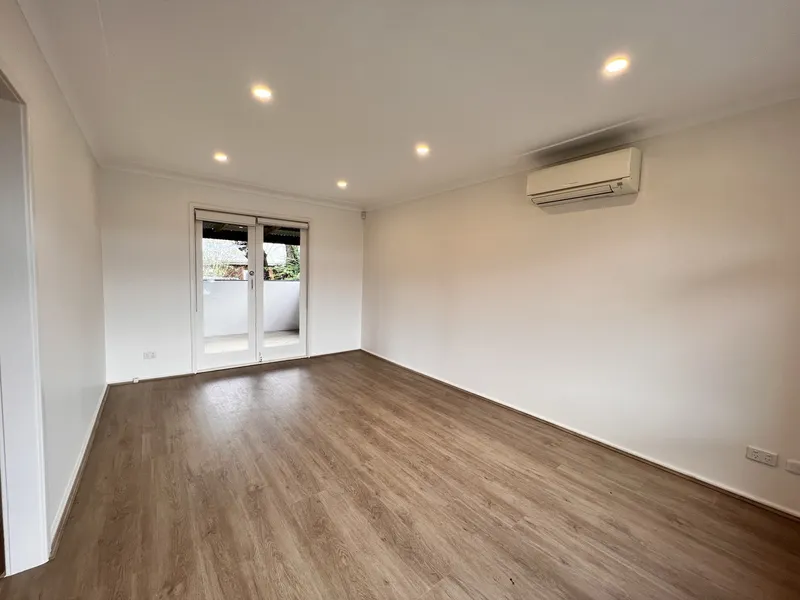 RENOVATED FAMILY HOME LOCATED IN QUIET STREET