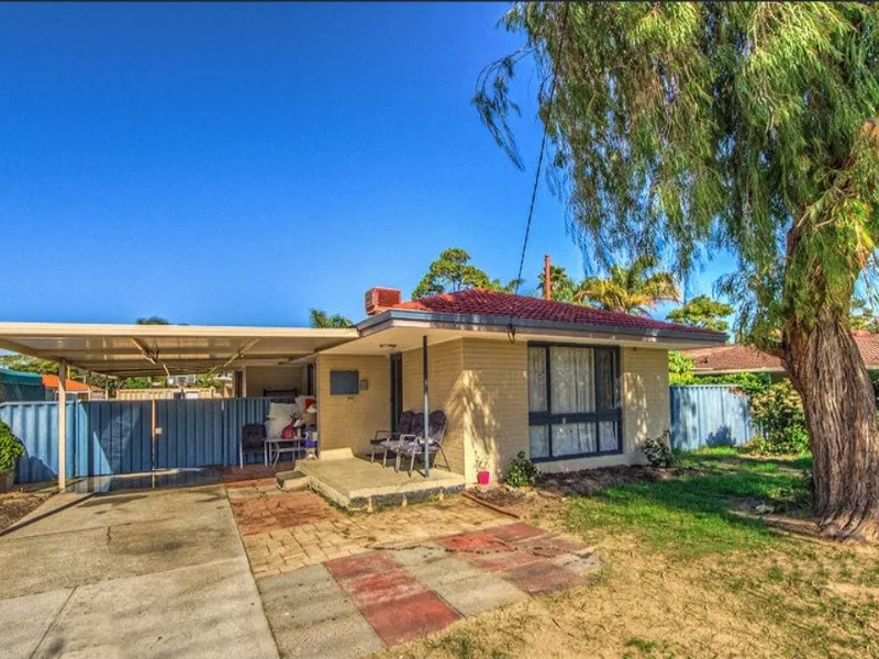 POTENTIAL 4 UNIT SITE!