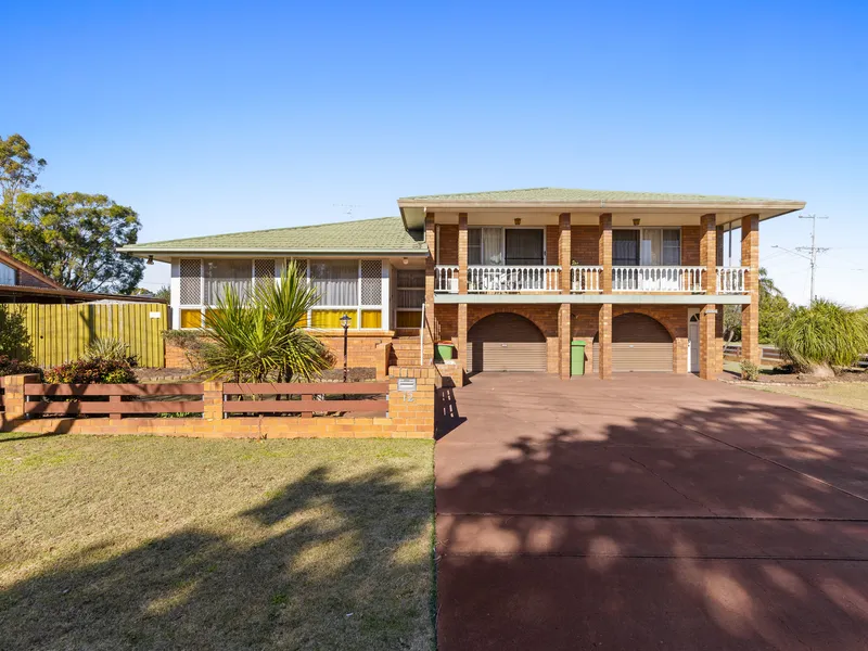 Large 4 bedroom split level home, located close to amenities and local parks