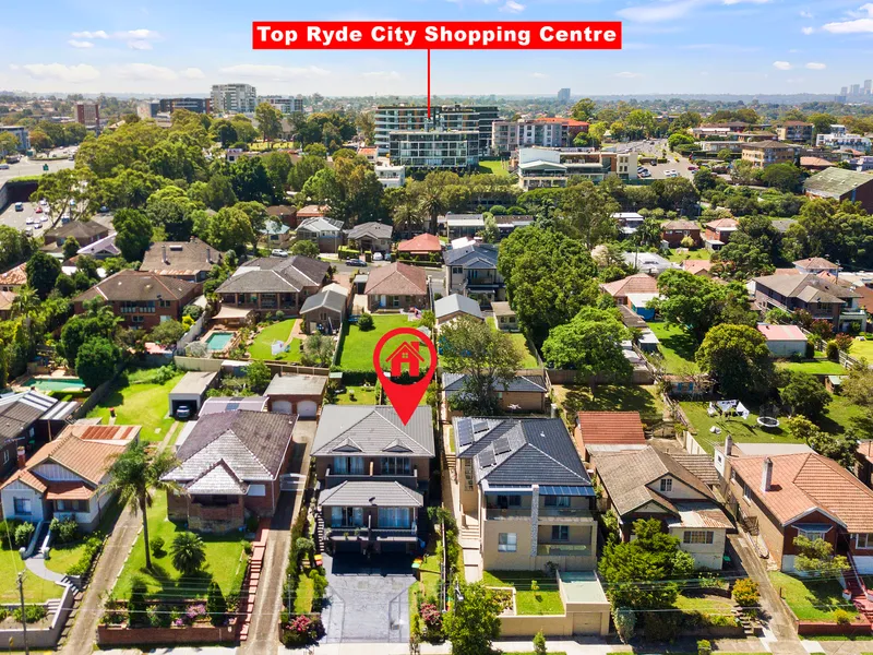 IMMACULATE 3 BEDROOM HOME READY TO MOVE IN