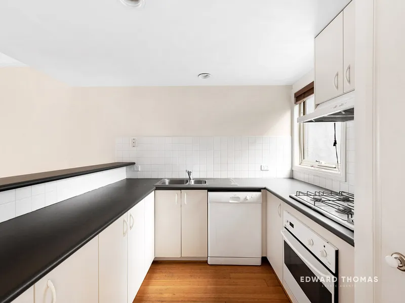 SPACIOUS TWO BEDROOM TOWNHOUSE