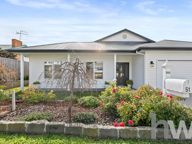 Hampton Beachside Luxury Property In The Heart Of Portarlington
