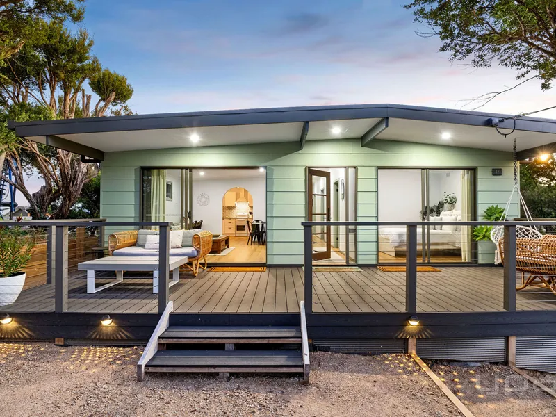 COASTAL DREAMING - FLEXIBLE LEASE