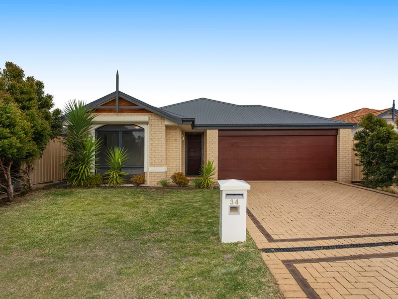 Don't miss out on this Windsor Hills Estate beauty