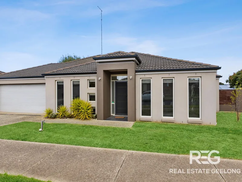 Stroll To Deakin Uni & Epworth Hospital!