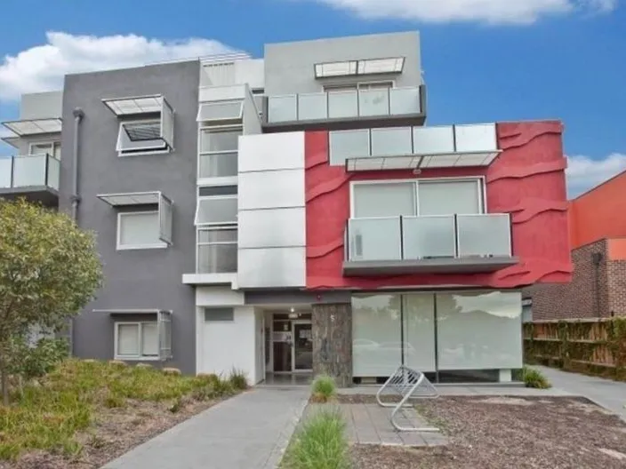 One-bedroom apartment for lease at Box Hill Centre