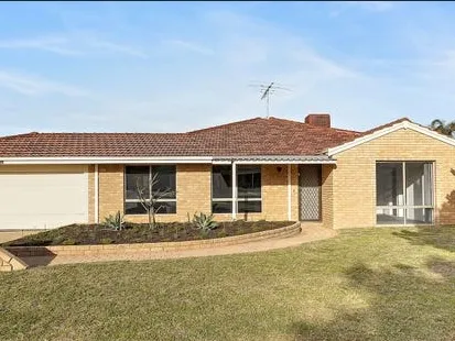 Low Maintenance Kinross Home!