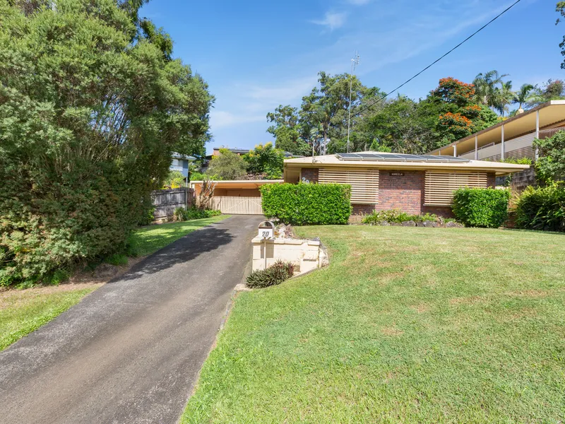 Family home close to shops