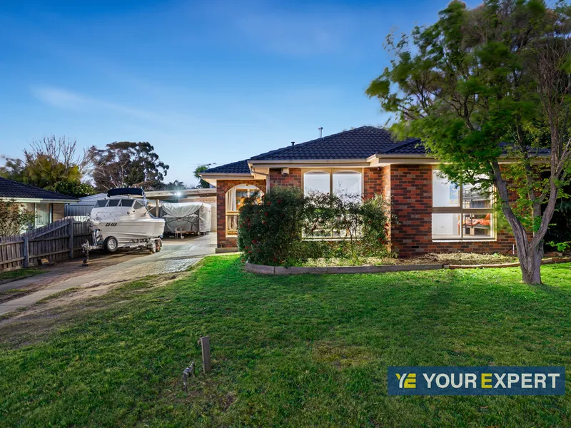 Cosy Family Home With Space To Park Your Boat, Caravan and Extras