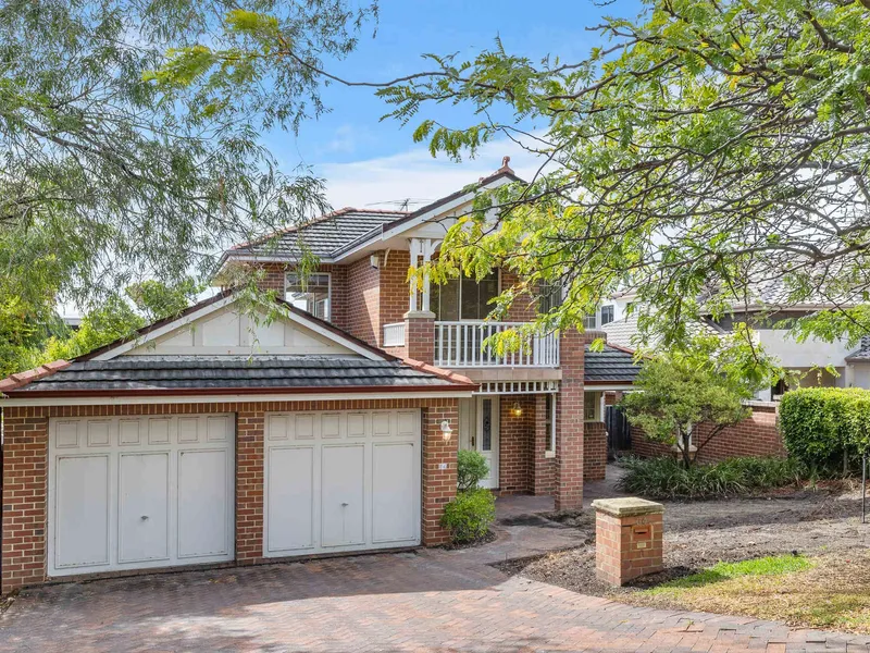 Coveted Family home near Swan River & Foreshore