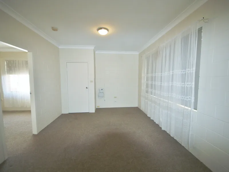 ONE BEDROOM UNIT IN SOUTH