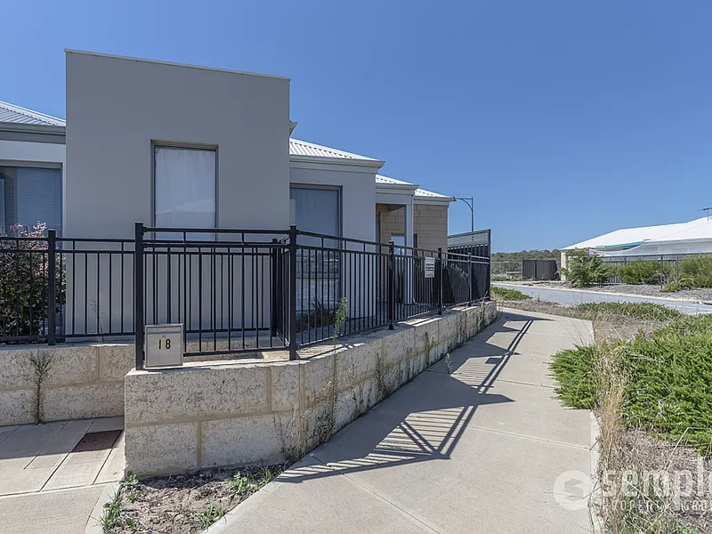 VALUE FOR MONEY in Hammond Park! Home Open 11.00am - 11.30am Sunday 11th April