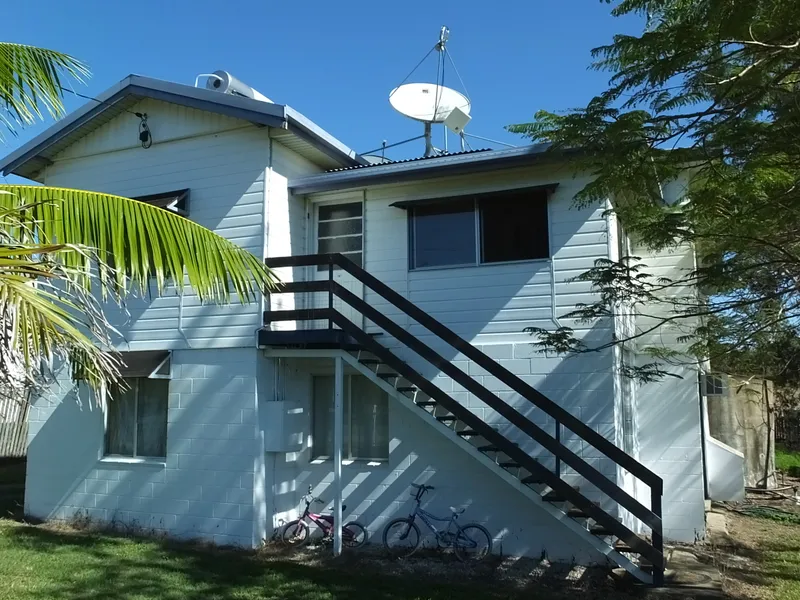DUAL LIVING WITH TWO LEVELS