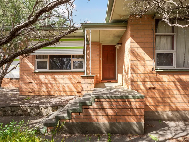 820m² block in Banksia Park!