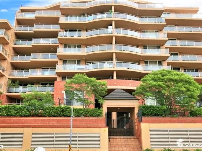 Best Convenient Location Large 2-bedrooms Apartment- Inspect By Appointment