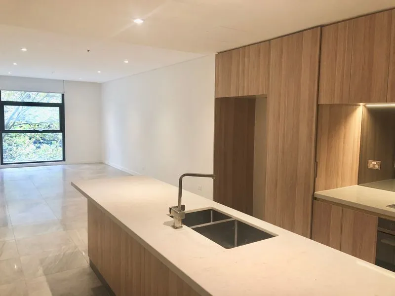 great location for 2 bedrooms plus 1 study room for rent