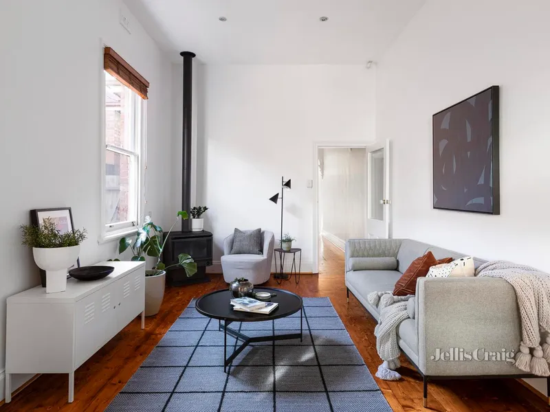Elevated Period Presence in the Heart of Kensington