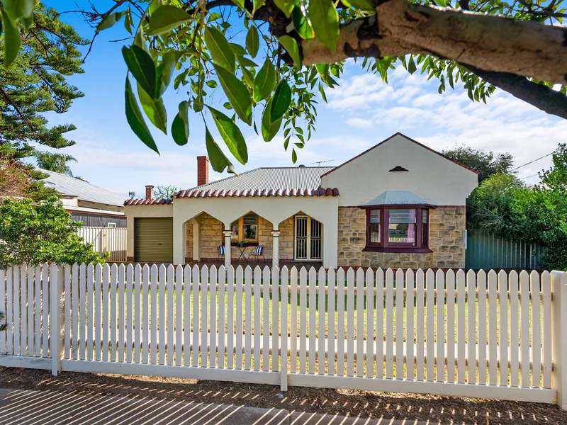 Position Perfect - Full of Character & Charm