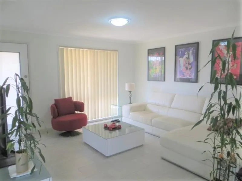 Beautiful Three bedroom Townhouse