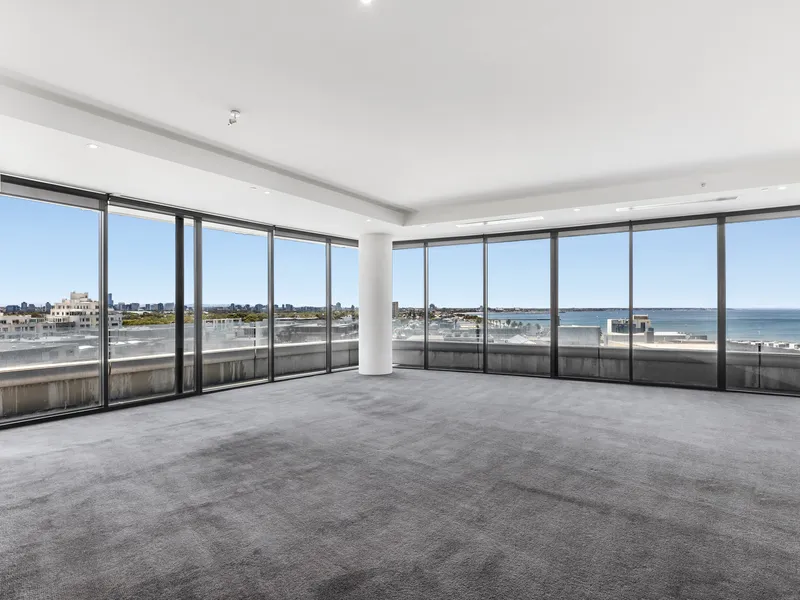 Brilliant Bay & City Views At HM@S