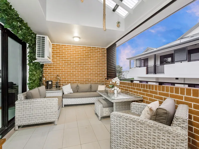 As New Townhouse Style Apartment