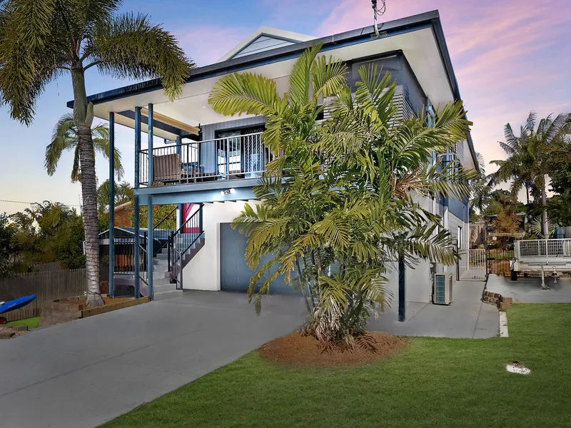 Ample entertaining, sea views & dual living