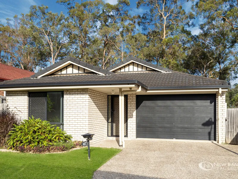 New Paint New Carpets Move in Ready!!!