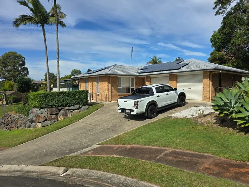 BEAUTIFUL FAMILY HOME