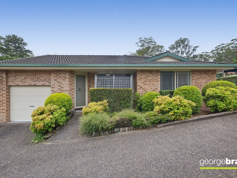 3 Bedroom Single Level Villa!