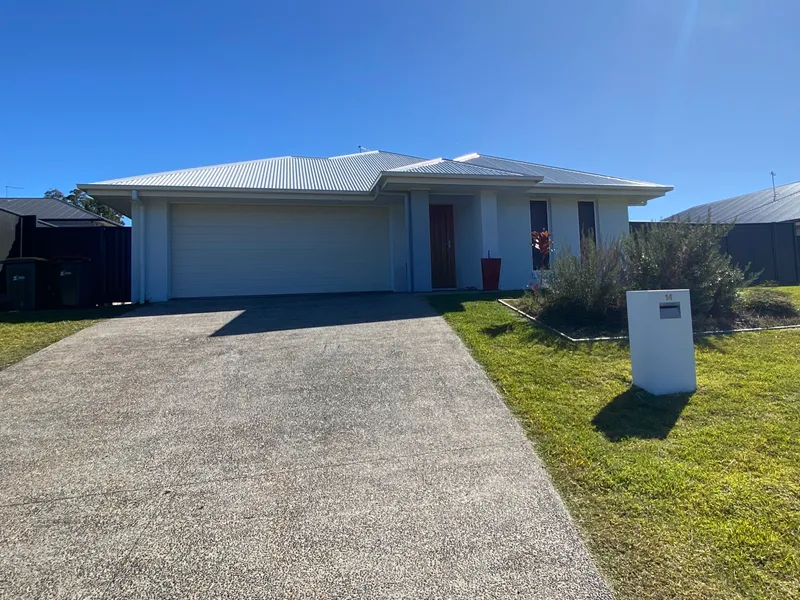 Four Bedroom Home in Sovereign Heights!