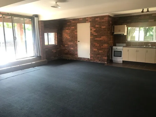 Lower duplex. 1 bedroom/Studio style flat. 