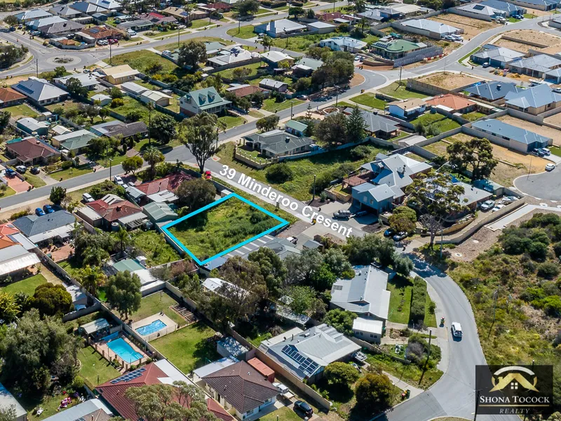 LOVELY BLOCK IN GREAT BEACHSIDE LOCATION