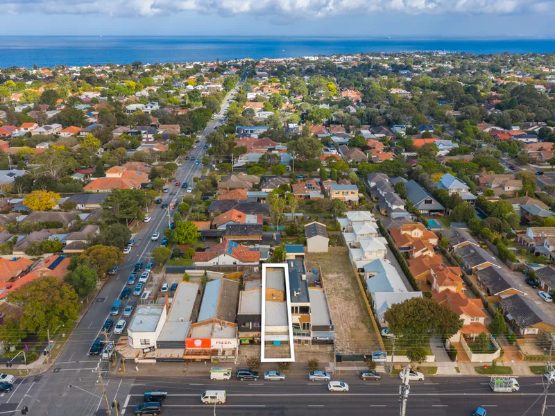 OCCUPY OR INVEST - BRILLIANT BAYSIDE SHOP AND DWELLING