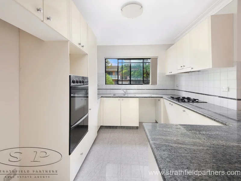 Walk to the station!