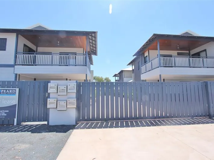 2 x 2 in Complex with a Shared Pool