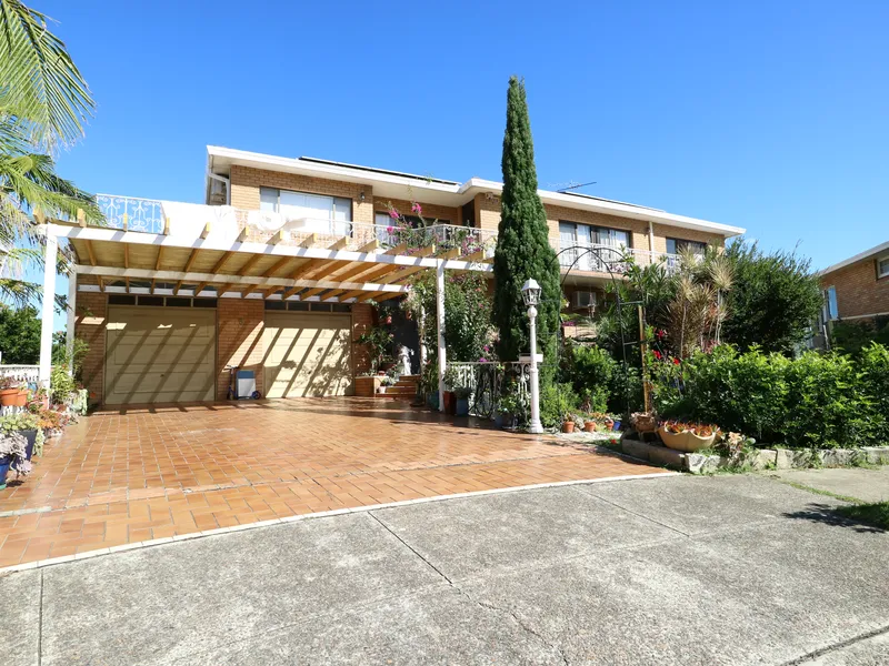 One bedroom and One Living room Include Bills